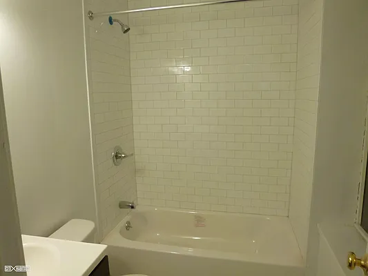 Rented by Citi Habitats | media 31