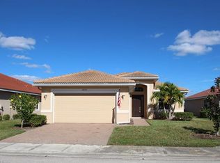 20733 Castle Pines Ct, North Fort Myers, FL 33917