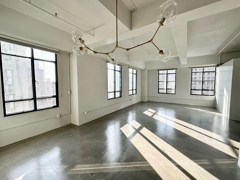 849 S Broadway #508 — Photo 9