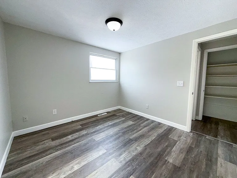 1876 Zettler Rd — Photo 14