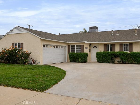 Property image for 17800 Burton St, Reseda, CA 91335