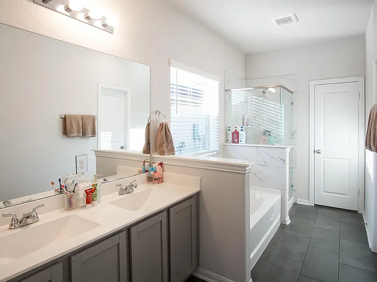 130 Yellowstone Dr — Photo 9