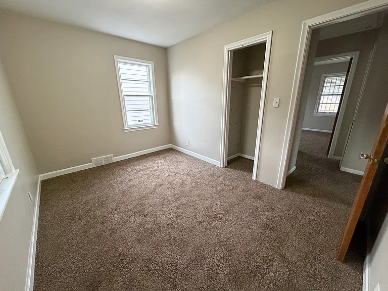 1260 Lavender Ave — Photo 7