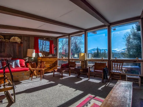 36 Hoffmans Dr, Franconia, NH 03580