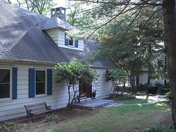 Side view of front of house/patio