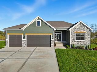 2101 Crooked Creek Dr, Kearney, MO 64060