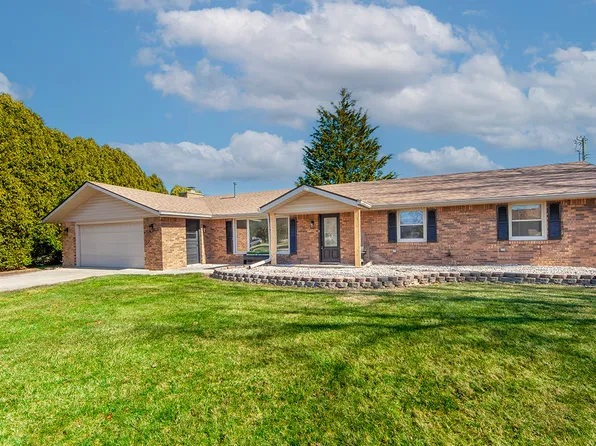 2016 E 49th St, Anderson, IN 46013