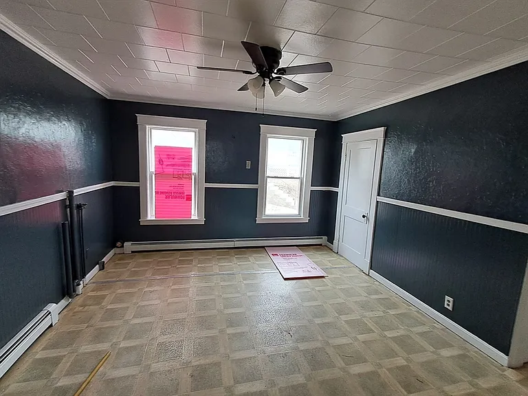 146 Charlton St #1 — Photo 13