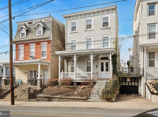 188 Green Ln APT 1, Philadelphia, PA 19127