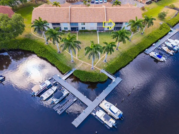 162 Newport Dr APT 1208, Naples, FL 34114