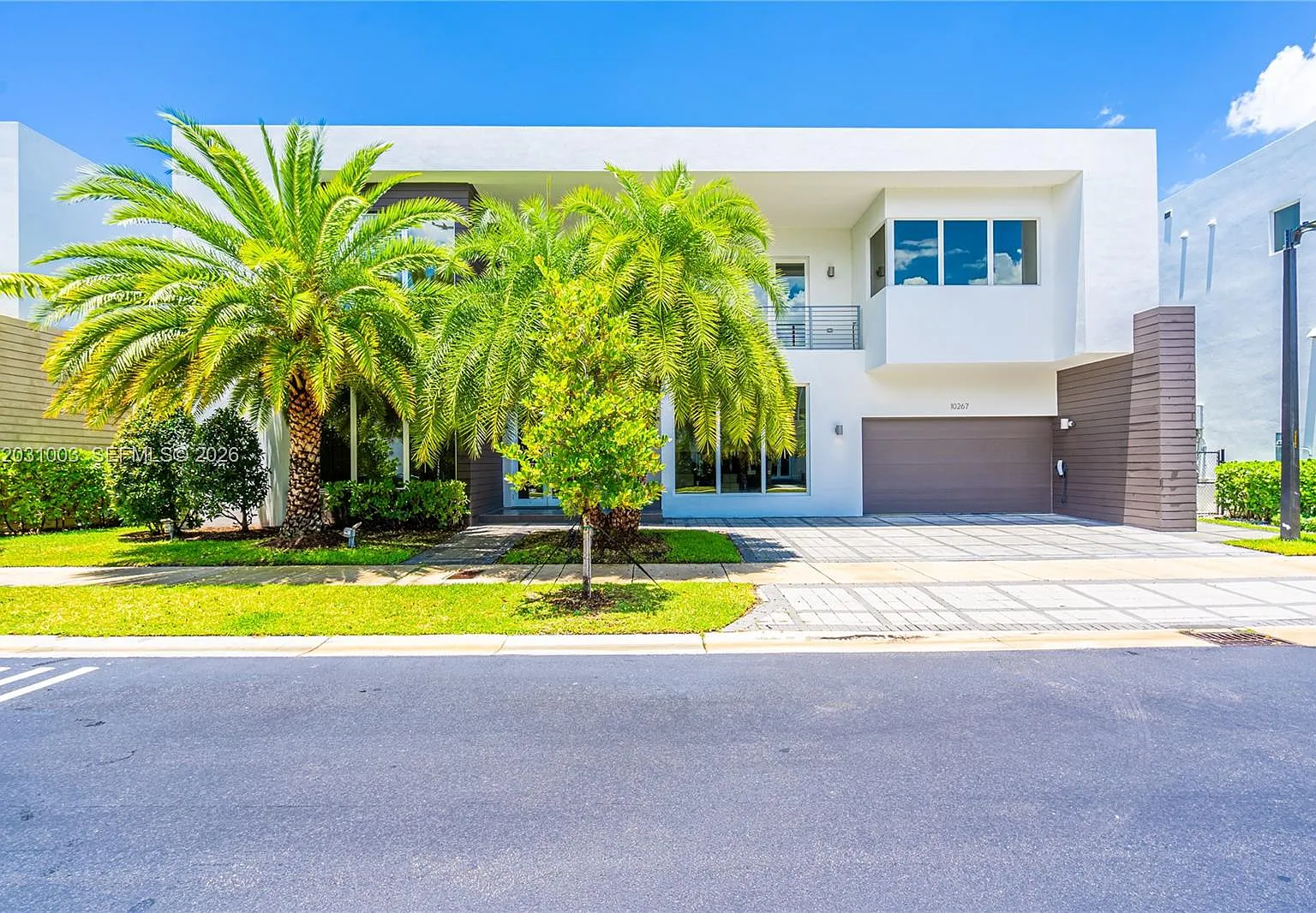 Doral Commons Residential — Photo 1