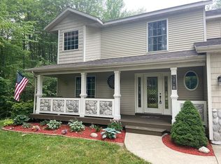 251 80th Ave, Zeeland, MI 49464
