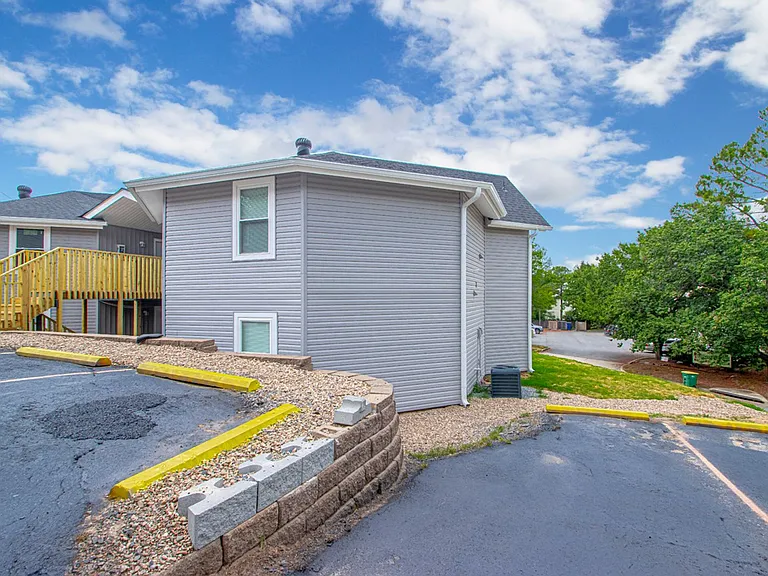 21 Towne Park Court — Photo 22