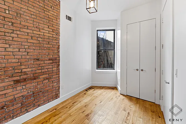 Rented by ERNY LLC | media 26