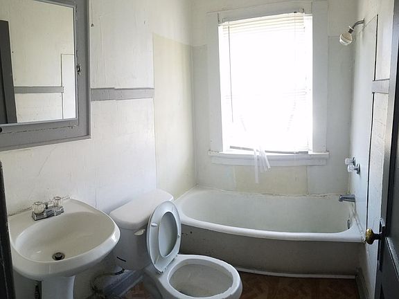 3rd image of 1366 E 17th Ave #68