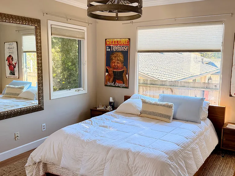 Guest Bedroom #1