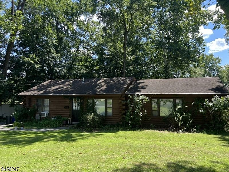 1st image of 50 Alloway Rd