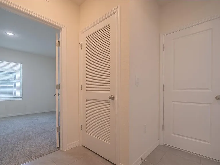 8318 Claw Glades Loop — Photo 6