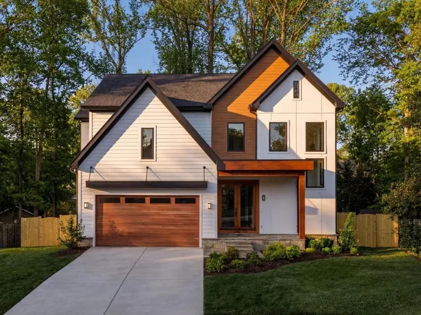 913 Symphony Cir SW, Vienna, VA 22180