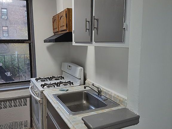 5th image of 8419 51st Ave APT 2N