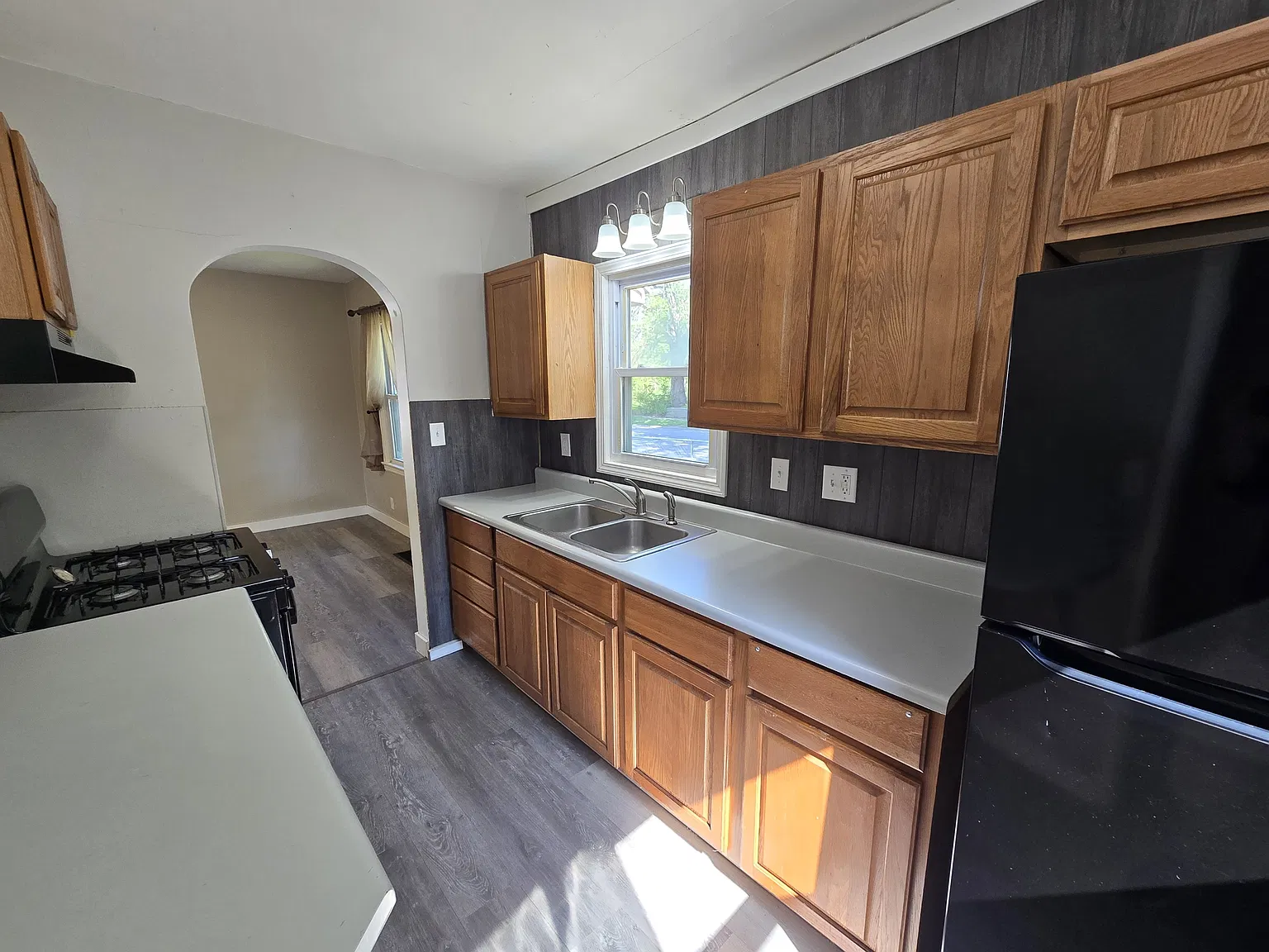 432 Gable Street - 1 — Photo 4