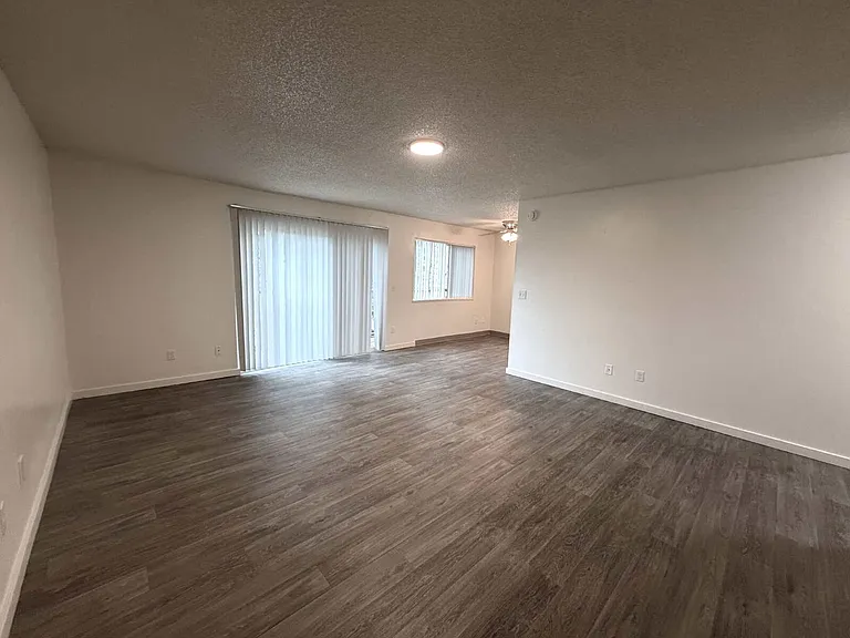 3153 SW Dolph Ct #13 — Photo 9