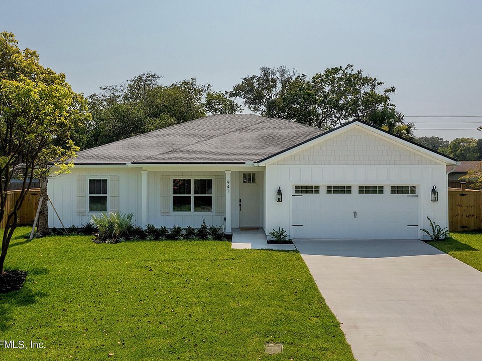 1st image of 941 17TH Avenue N