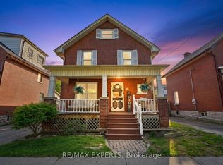 18 Rowe St, Oshawa, ON L1H 5P5