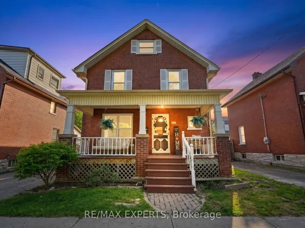 18 Rowe St, Oshawa, ON L1H 5P5