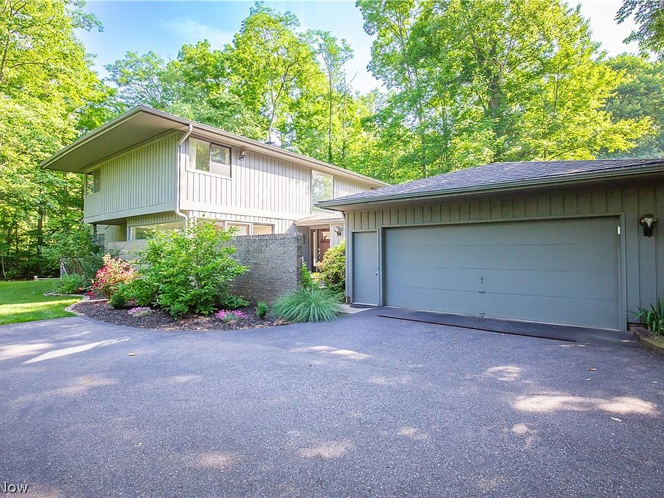 1st image of 672 Glen Eden Ct