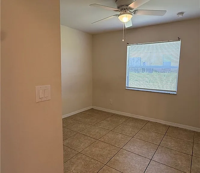 202 Hightower Ave S — Photo 14