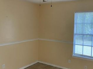 5900 Dixie Ln, Mobile, AL 36693