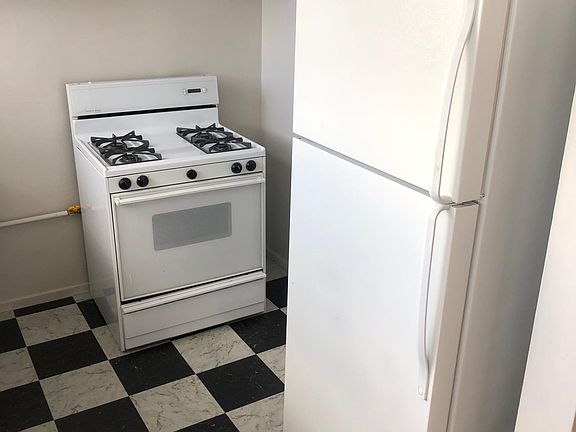 4th image of 1830 N Kingsley Dr APT 308
