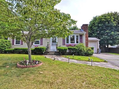 23 Grassy Plain Rd, Riverside, RI, 02915