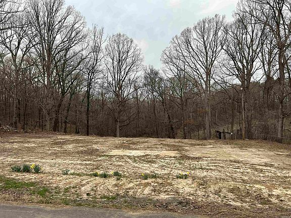 3rd image of 123 County Road 381