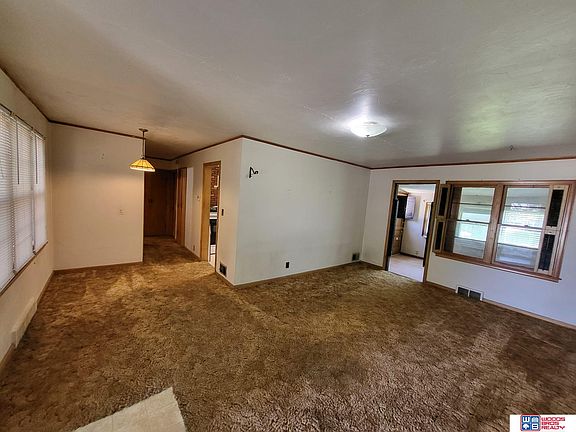 5th image of 4533 Starr St