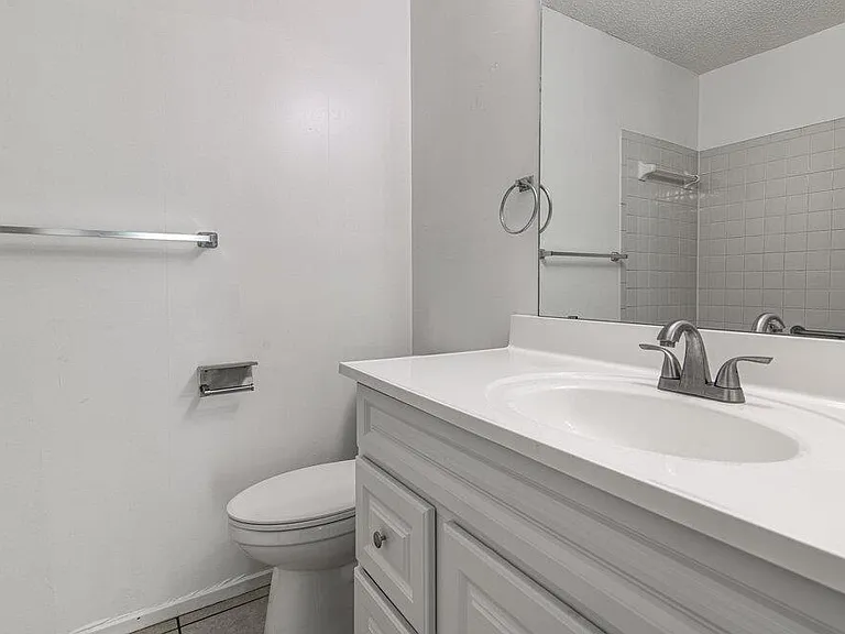 8108 W Gate Blvd #A — Photo 11