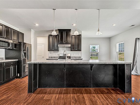 2nd image of 3512 Argent Ln