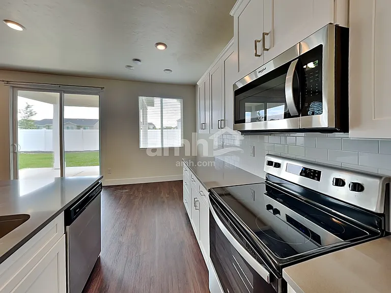 1515 W Afton St — Photo 4