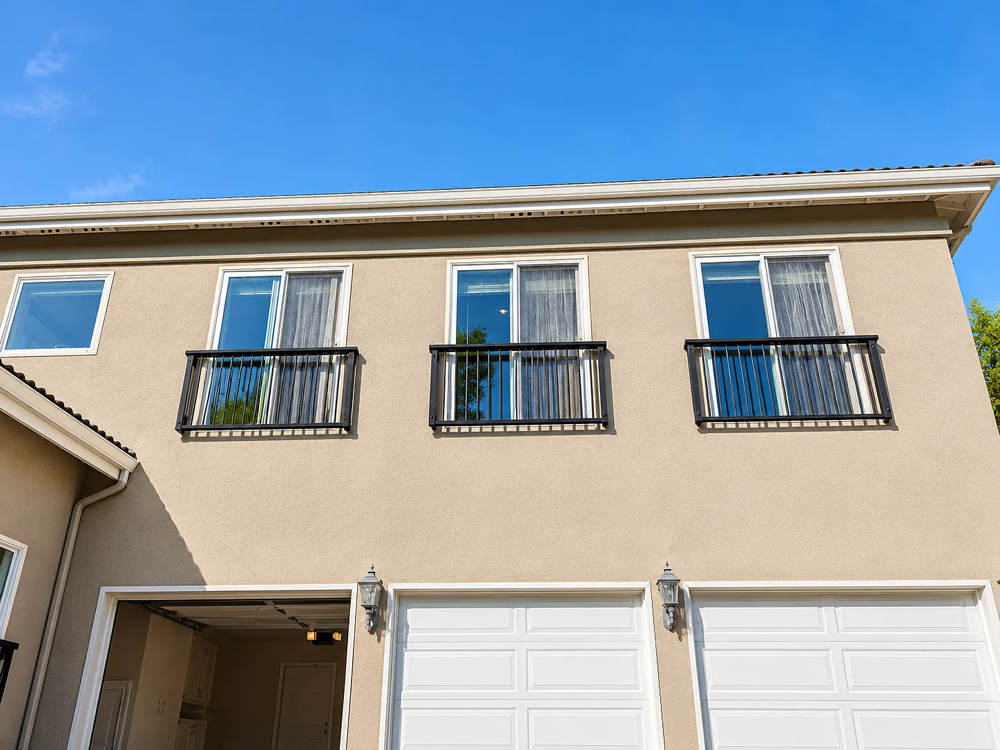 1 bed, 800 sqft, $2,100 — Photo 2