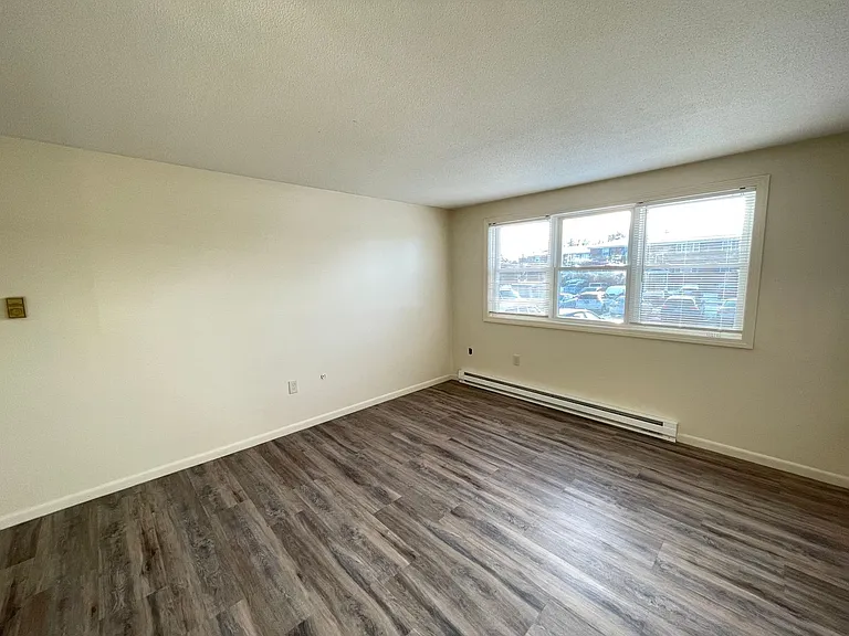 177 Loudon Rd #105 — Photo 2