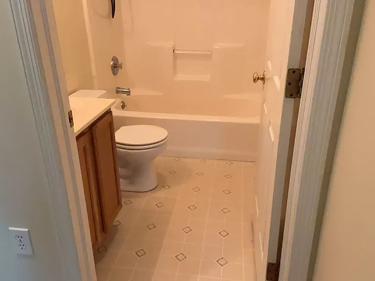 32 Curve St — Photo 9
