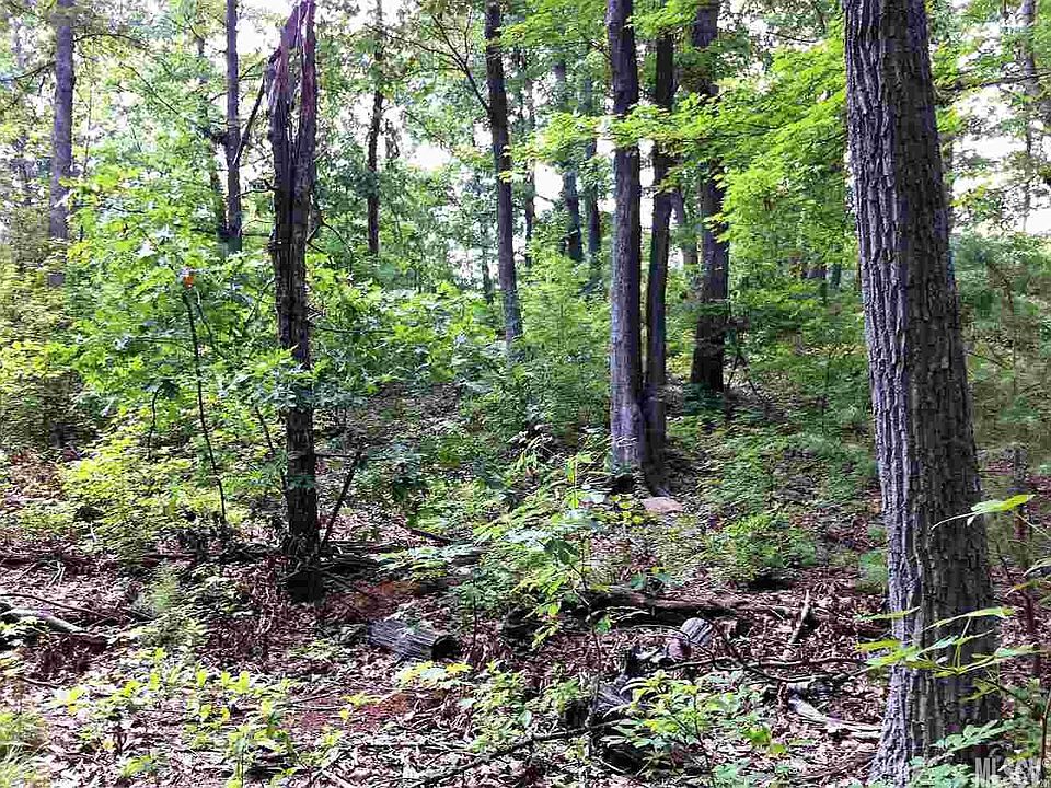 2nd image of 4886 Anderson Mountain Rd