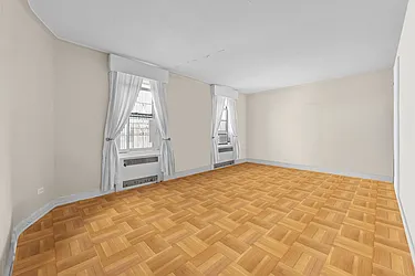 83-80 118th Street, #6G