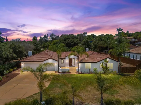 791 Oak Glade Dr, Fallbrook, CA 92028