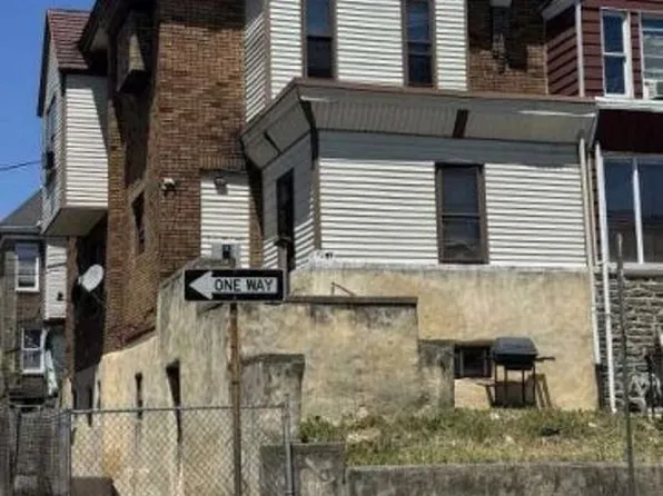 5700 N Camac St, Philadelphia, PA 19141