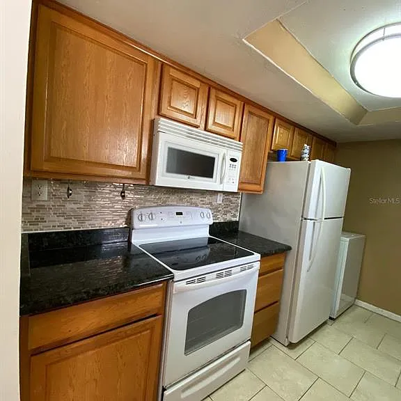 2634 Lemon Tree Ln #H — Photo 5