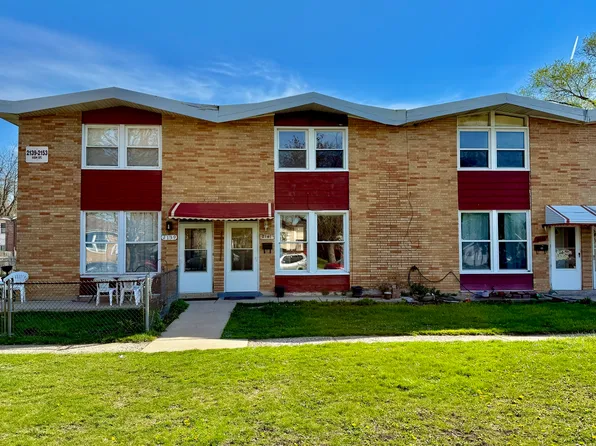 2141 Ash St, Des Plaines, IL 60018