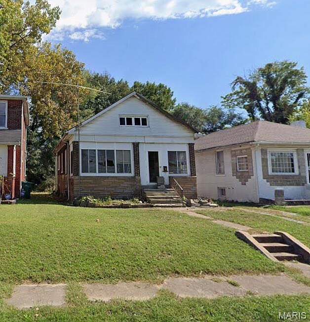 1st image of 552 Gray Blvd