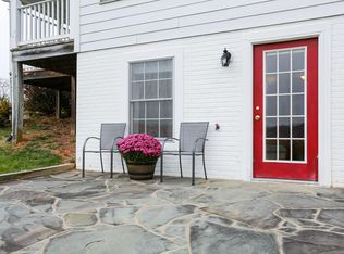 15154 Shannondale Rd, Purcellville, VA 20132